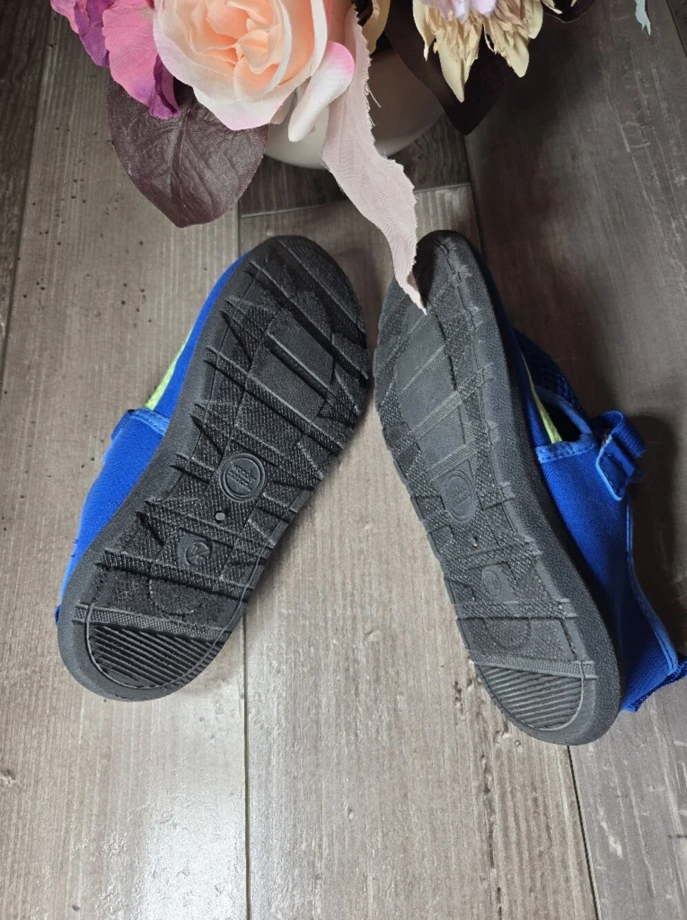 Wonder Nation Toddler Boys 11/12 Electric Blue Water Shoes